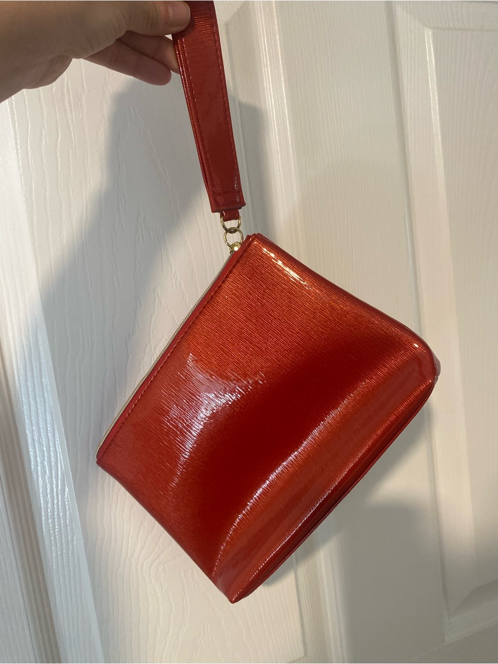 Elizabeth Arden Handbag/ Makeup Bag shiny red